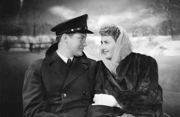 12 Old Hollywood Christmas Classics